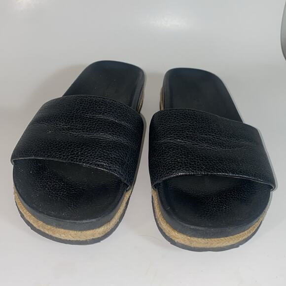 VINCE Aurelia Leather Slides - Picture 2 of 9